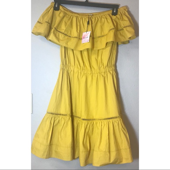 Chicwish Yellow Off the Shoulder Dress - Picture 2 of 6